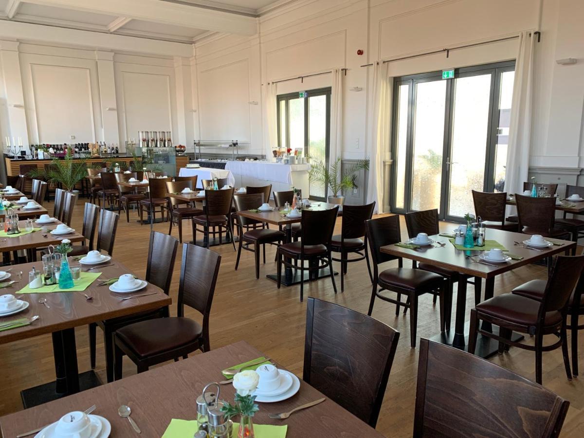 Parkhotel Putbus - Renoviert Seit Februar 2025 Dış mekan fotoğraf
